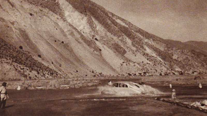 Illustration for article titled Pictures from Zikmund and Hanzelka’s Tatra road trip across Argentina, Bolivia and Peru
